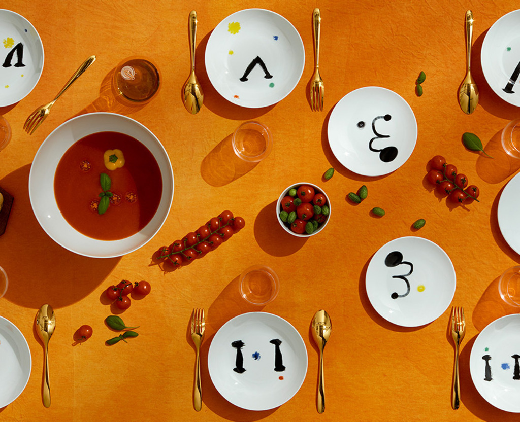 Image d'ambiance de la table Parler Seul - Joan Miró Bernardaud