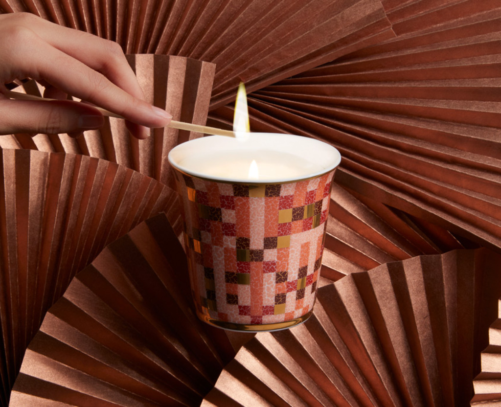 Decorated candle tumblers atmosphere image table art | Bernardaud