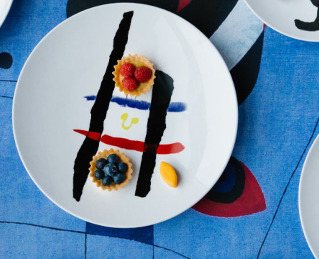 Joan Miró atmosphere image table art | Bernardaud