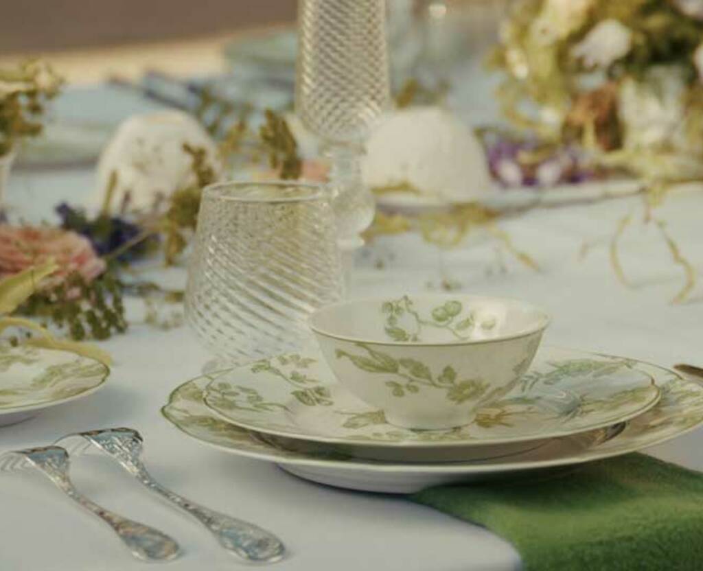 Wedding gift's dinnerware atmosphere image table art | Bernardaud