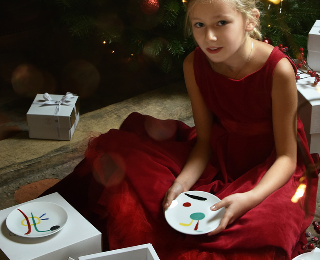 Christmas Gifts selection atmosphere image table art | Bernardaud