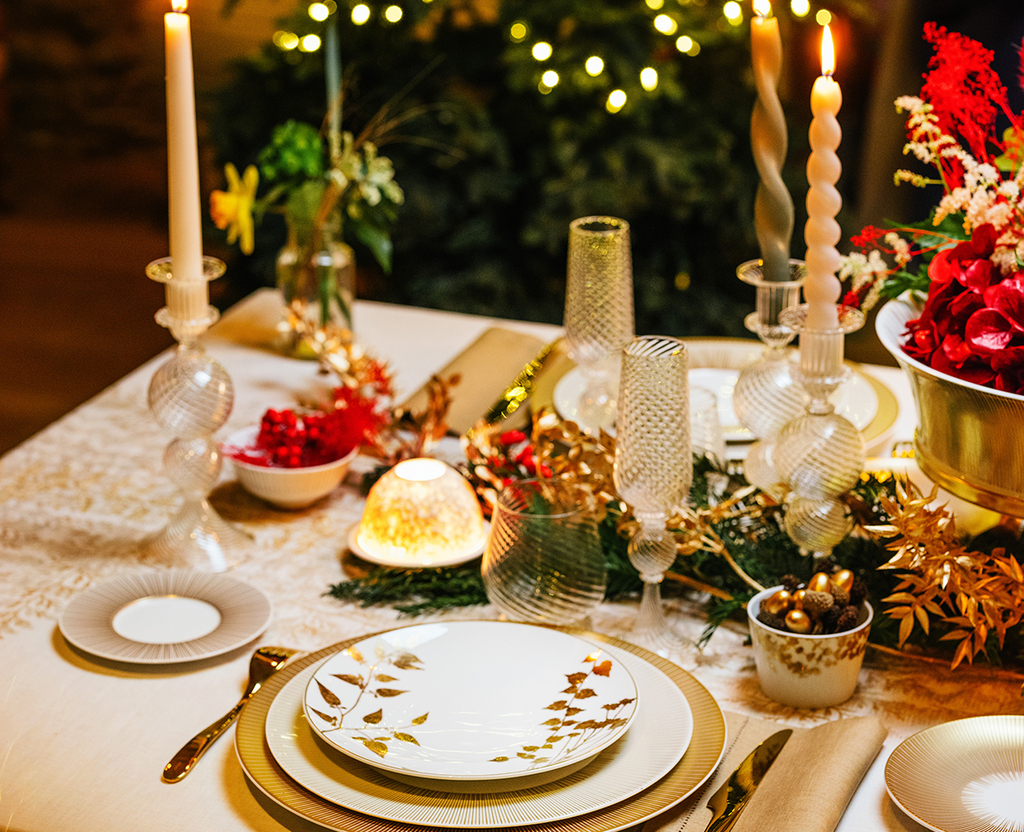 Christmas Gifts selection atmosphere image table art | Bernardaud