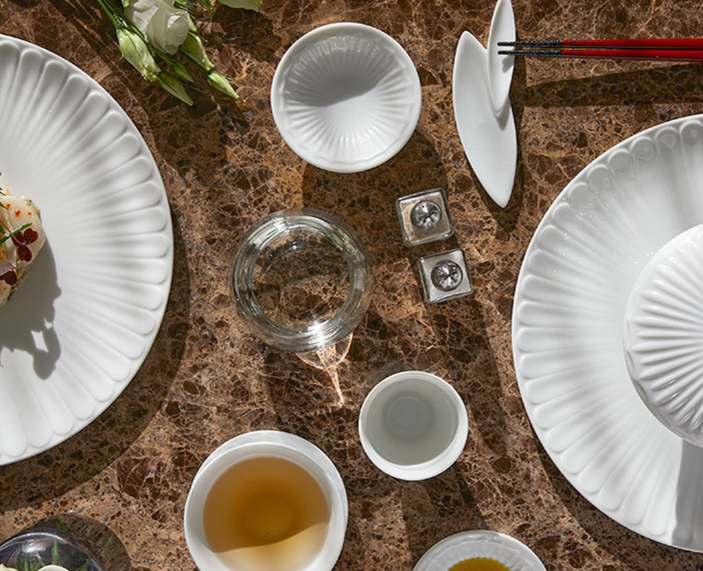 Bernardaud official site  Craftsmanship, innovation and creativity :  dinnerware, home decor, jewelry and art editions in porcelain since 1863.