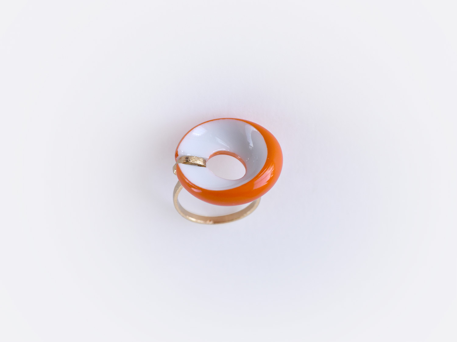 Bague plate Alba orange en porcelaine de la collection ALBA ORANGE Bernardaud