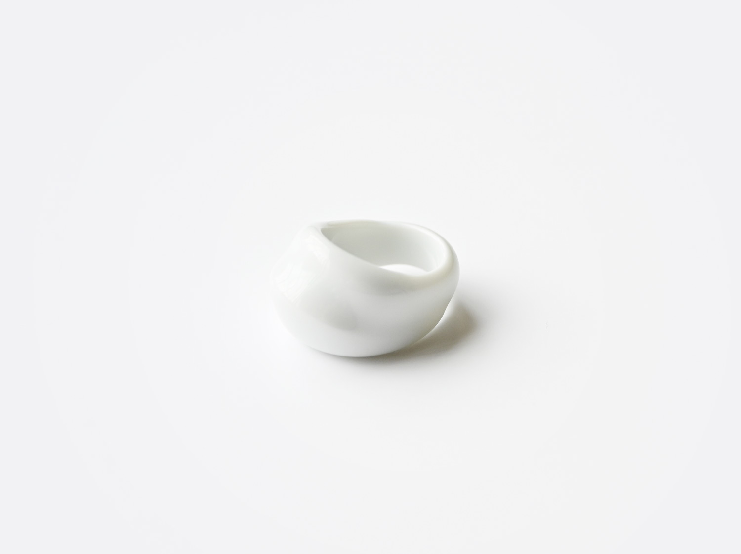 Bague Eve blanc en porcelaine de la collection EVE BLANC Bernardaud