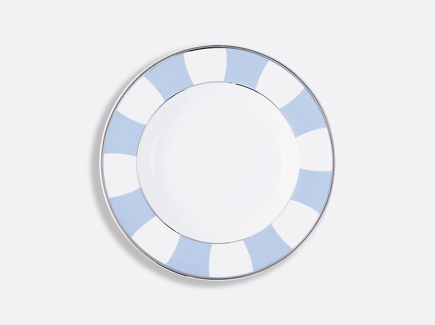 China リム平型スープ皿 22.5 cm of the collection Galerie royale bleu wallis | Bernardaud