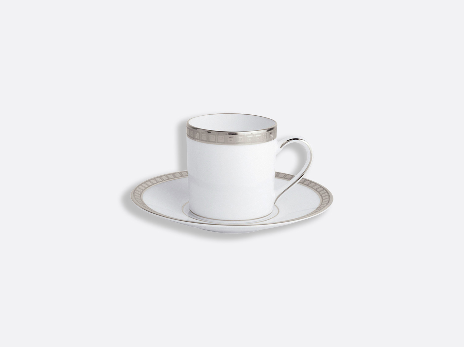 Tasse et soucoupe à café 8 cl en porcelaine de la collection Athéna platine Bernardaud