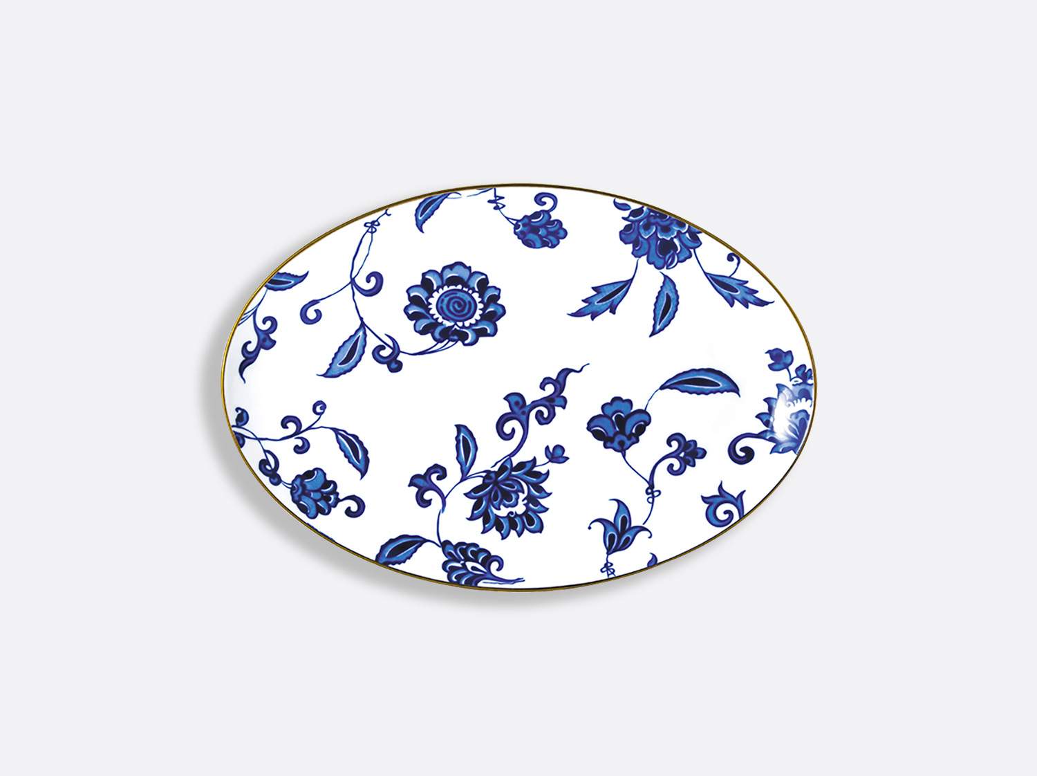 Plat ovale 38 cm en porcelaine de la collection Prince bleu Bernardaud