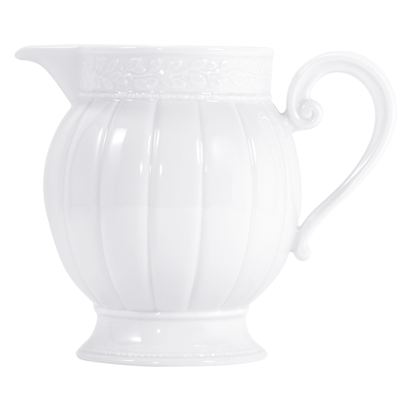 Pitcher 1 l Louvre Bernardaud Porcelain