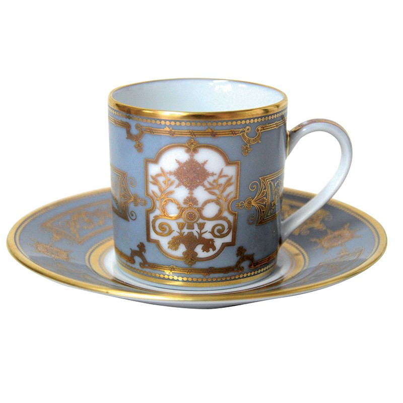 Tasse et soucoupe à café 8 cl en porcelaine de la collection Aux rois flanelle Bernardaud