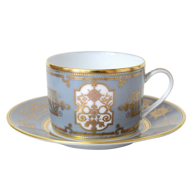 Tasse et soucoupe à thé 15 cl en porcelaine de la collection Aux rois flanelle Bernardaud