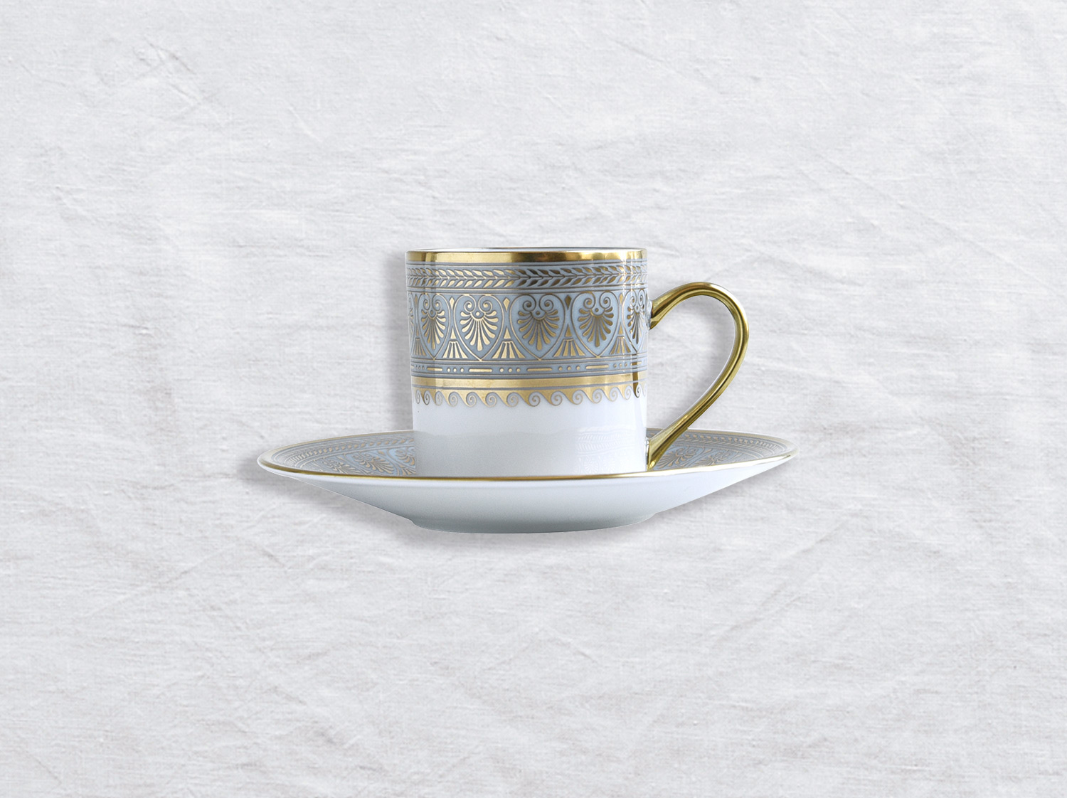 Tasse et soucoupe à café en porcelaine de la collection Elysee Bernardaud