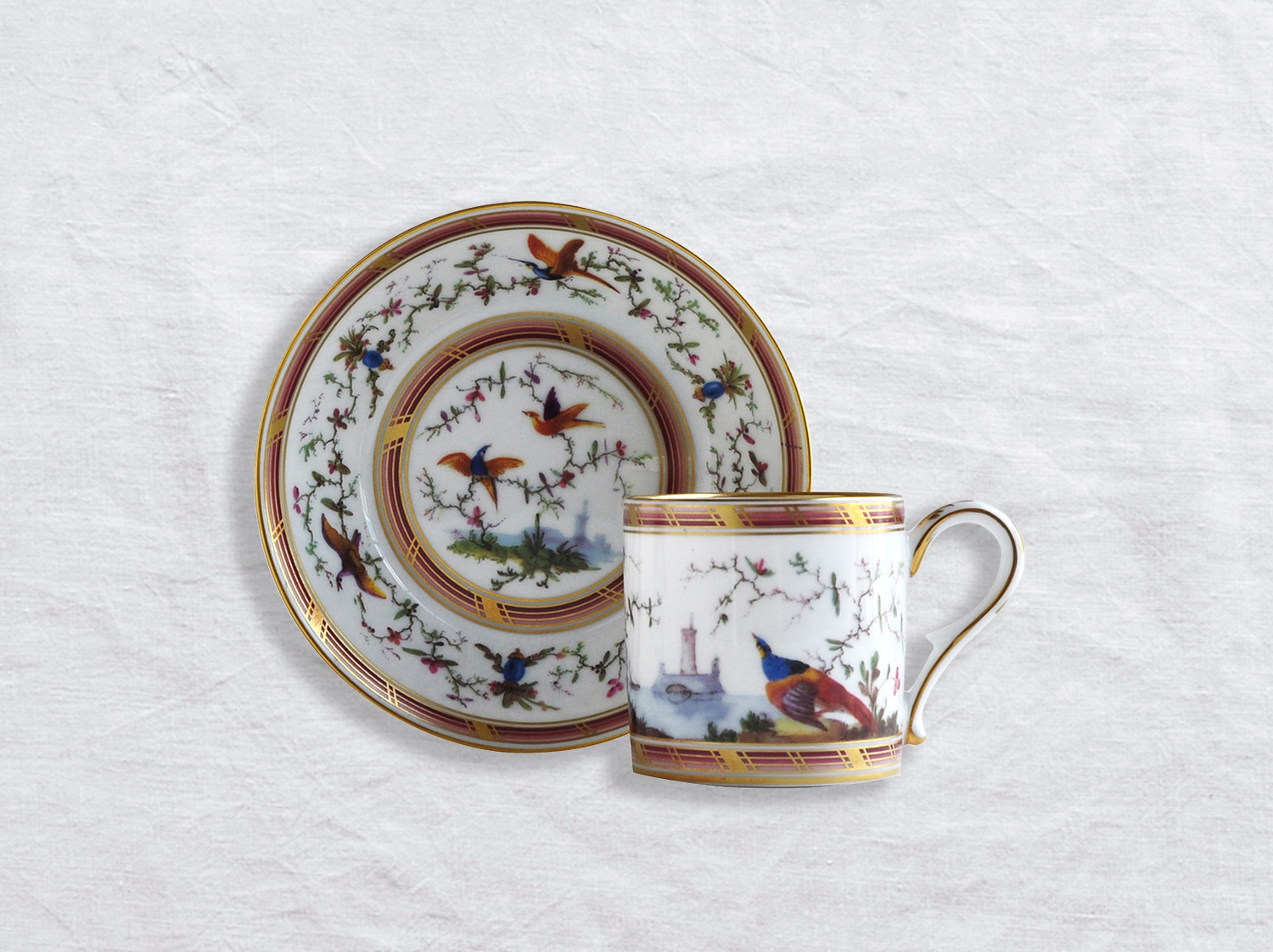 Tasse et soucoupe litron en porcelaine de la collection Paysage aux oiseaux Bernardaud