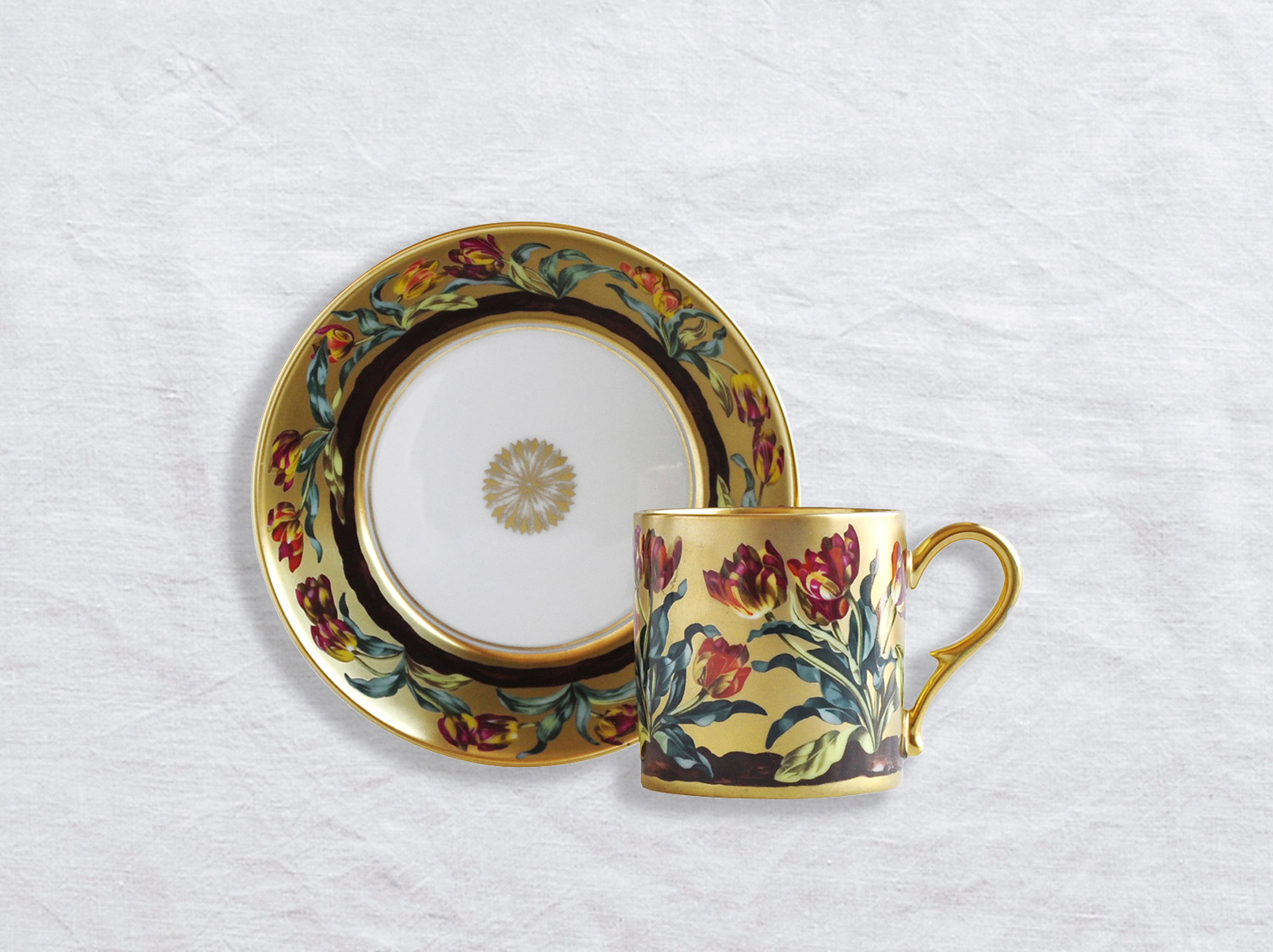 Tasse et soucoupe litron en porcelaine de la collection Aux tulipes Bernardaud
