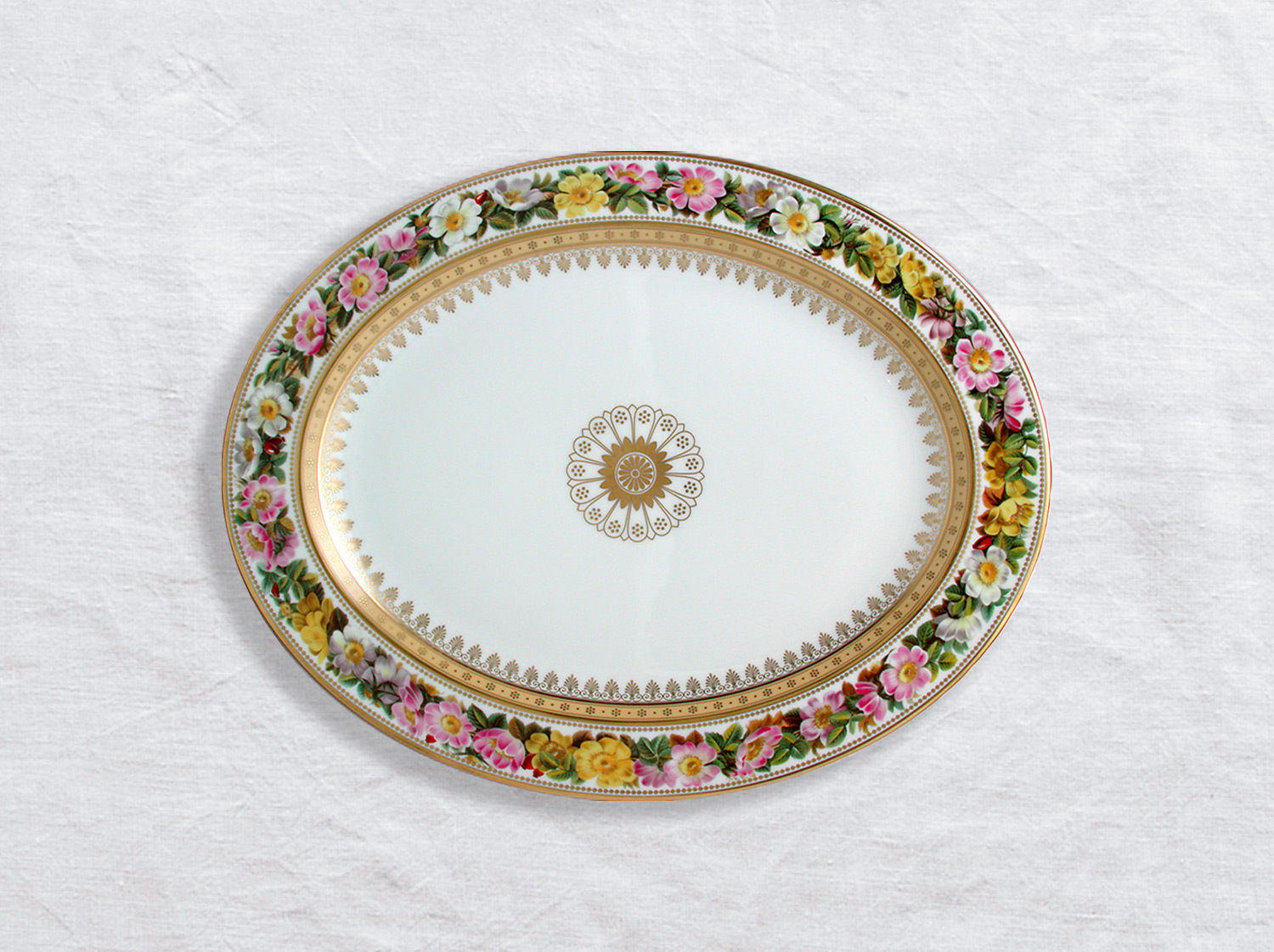 Plat ovale 38 cm en porcelaine de la collection Botanique Bernardaud