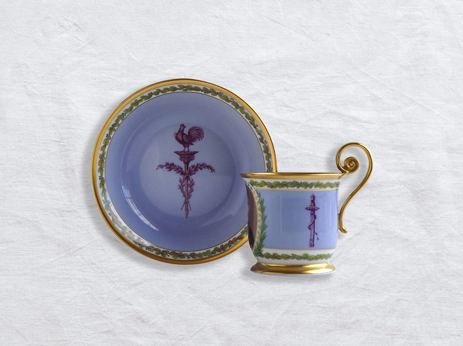 Tasse et soucoupe Empire en porcelaine de la collection Bonaparte Bernardaud