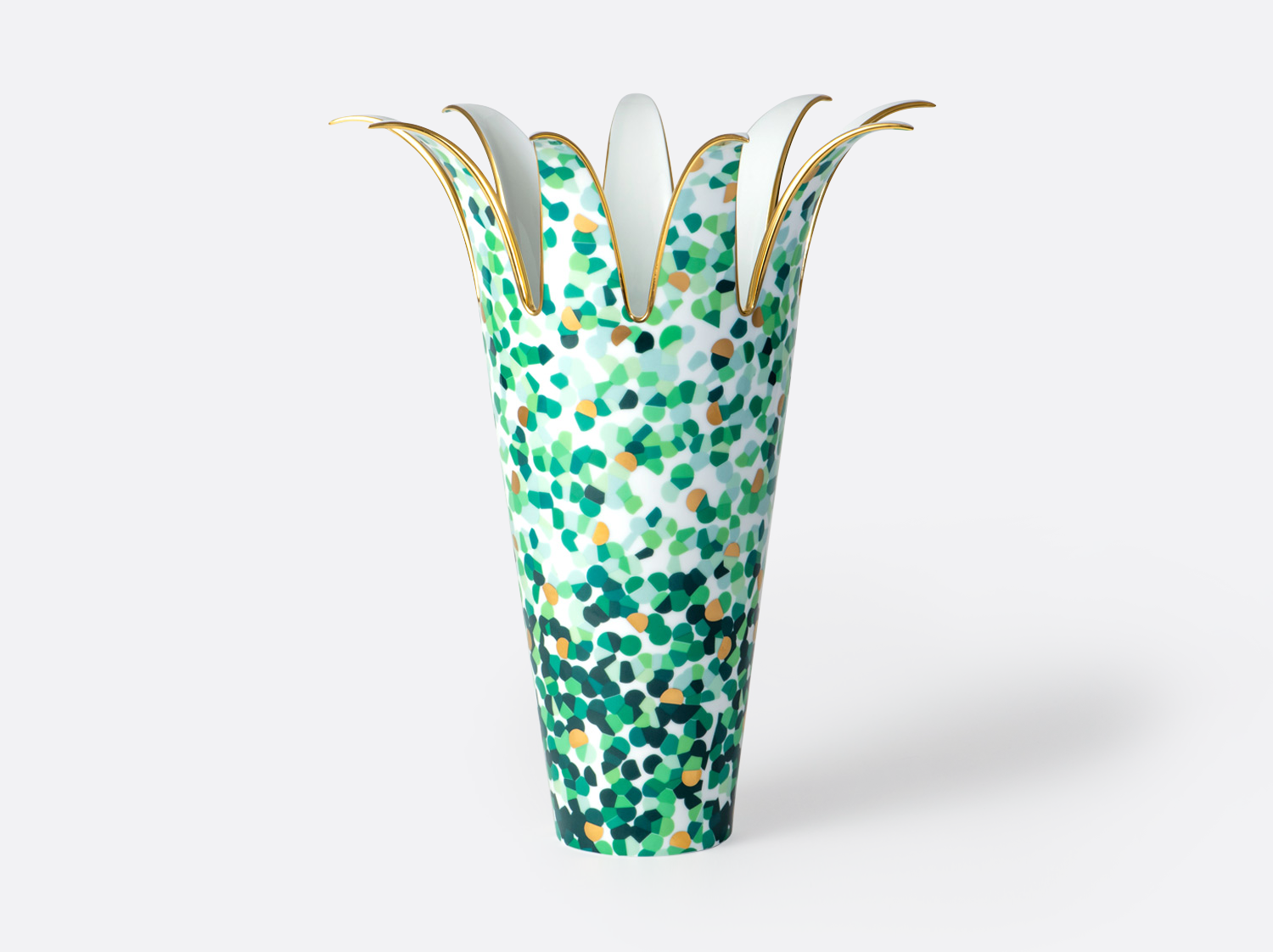 Vase H. 37,5 cm en porcelaine de la collection Marmorino vert Bernardaud