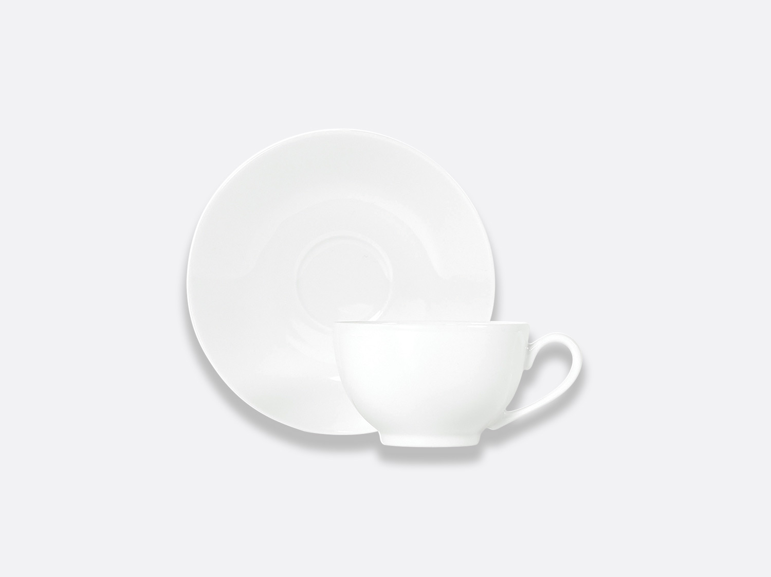 Tasse et soucoupe thé Boule 13 cl en porcelaine de la collection BOULE BLANC Bernardaud