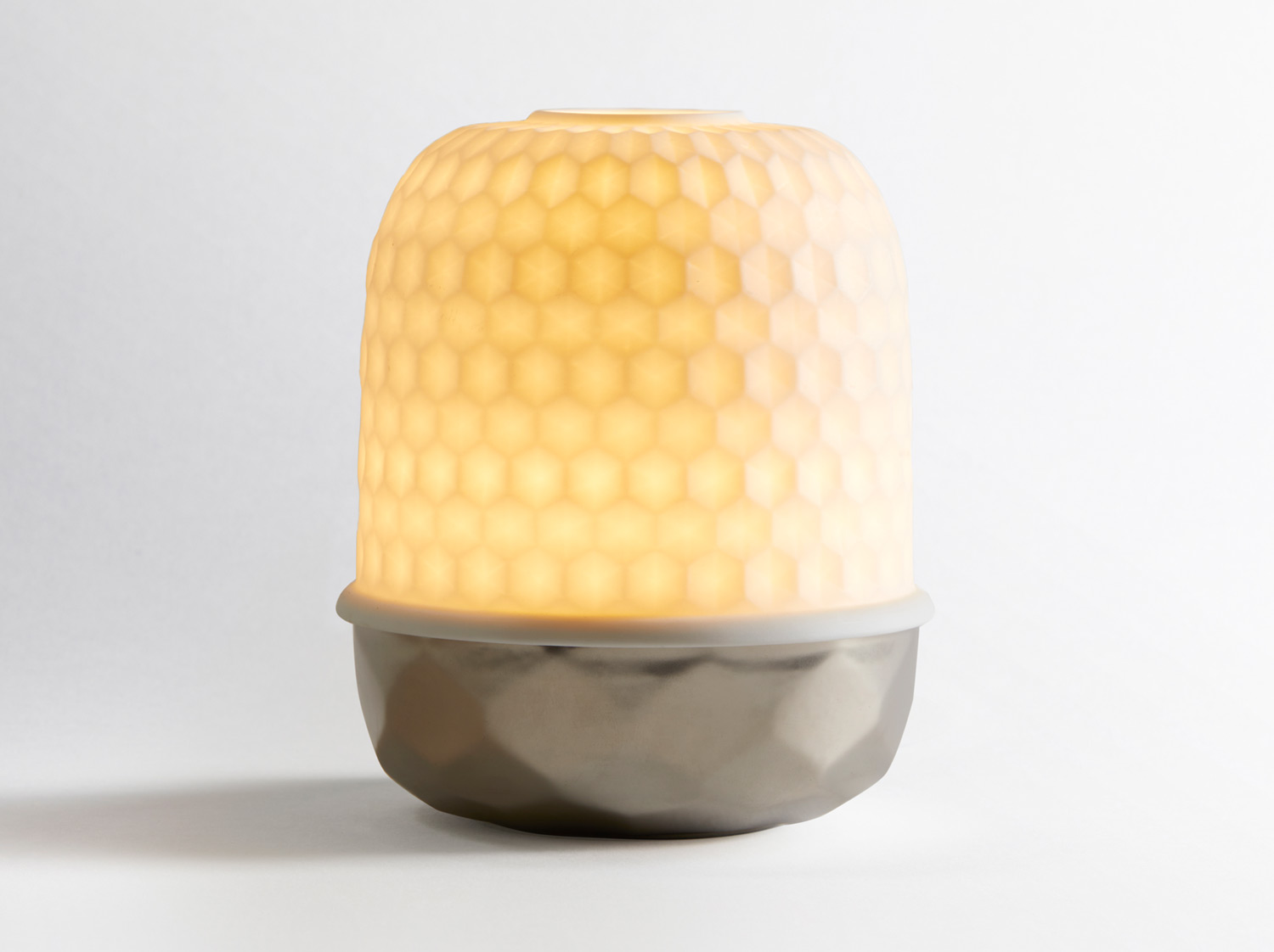 ディアモン　シルバー en porcelaine de la collection Lampion - LED Bernardaud