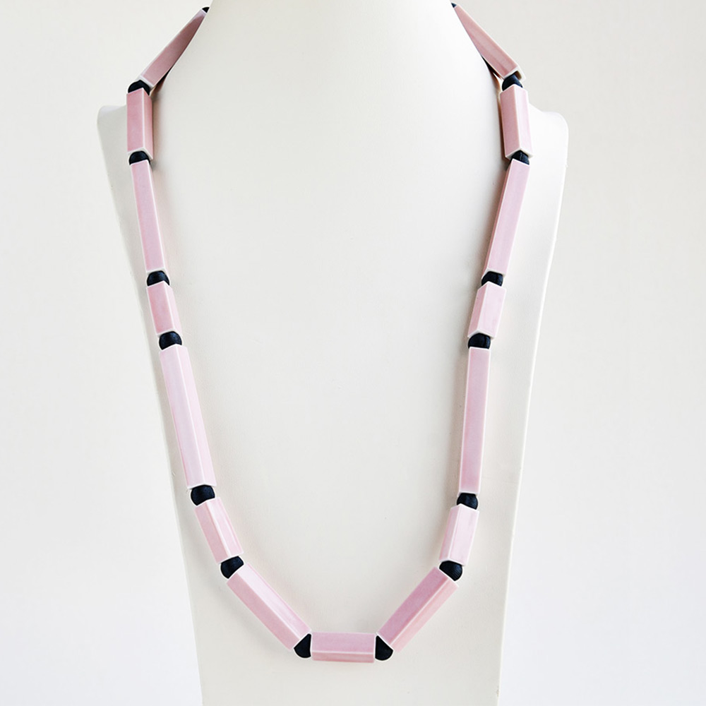 China Tube Rose Long Necklace of the collection Be Bold Over | Bernardaud