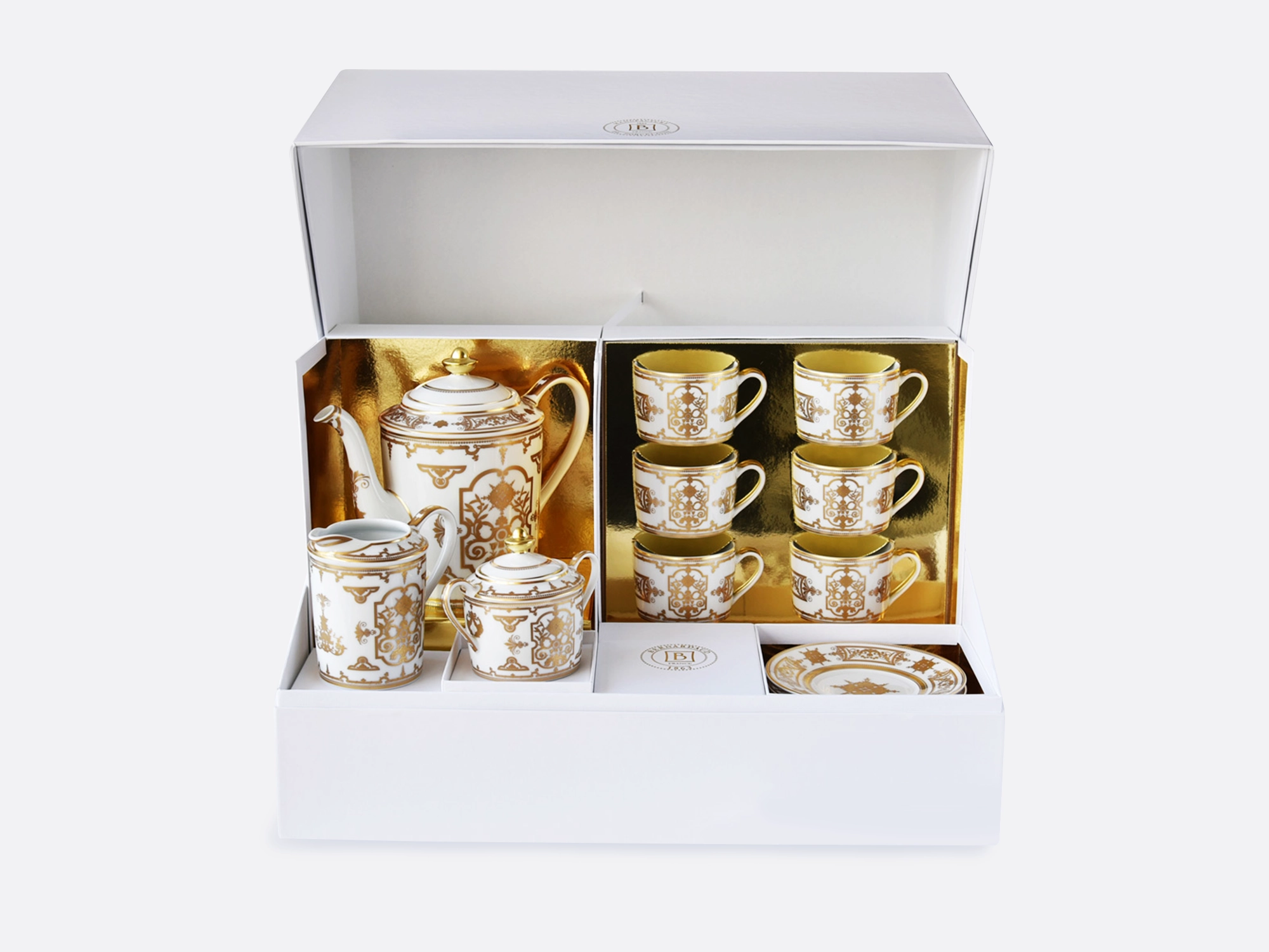 Visual Large tea gift case (teapot, creamer, sugar bowl, 6 tea cups and saucers) Aux Rois Or