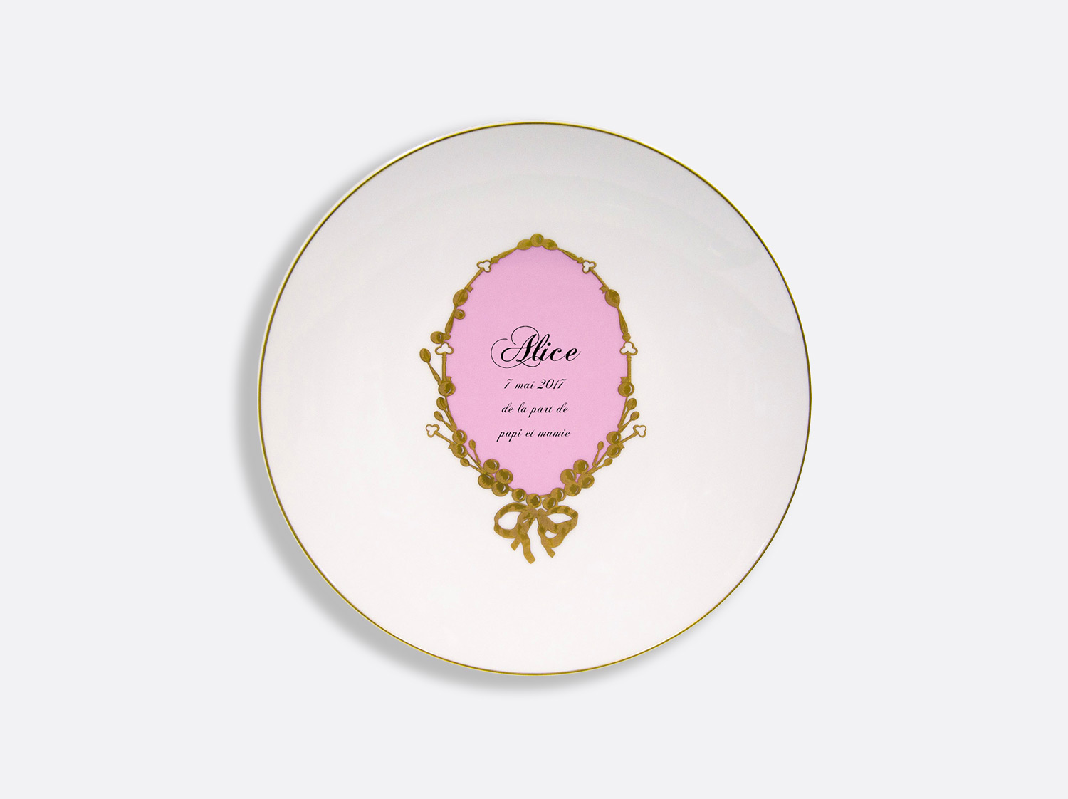 Assiette coupe 21 cm en porcelaine de la collection Medaillon Rose - Personnalisation Bernardaud
