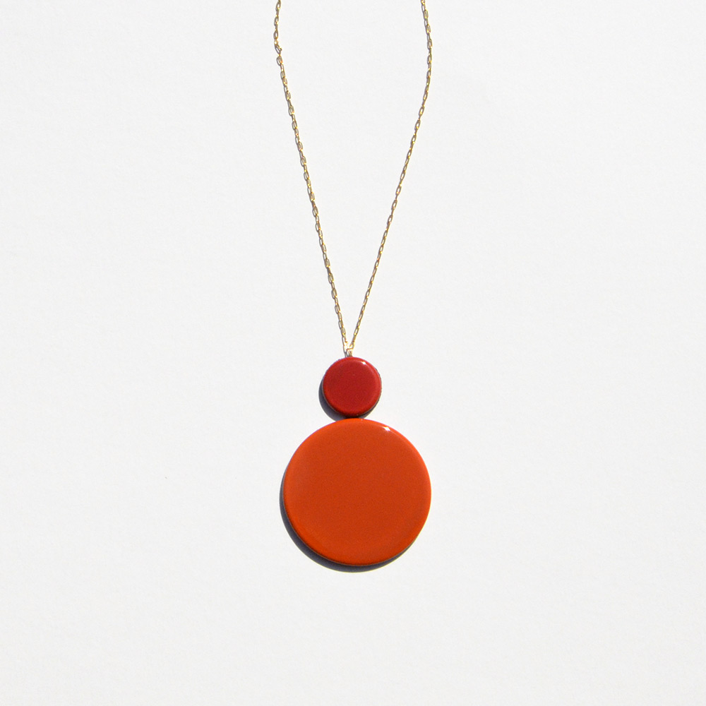 China Disque Red & Orange Short Pendant of the collection Be Bold Over | Bernardaud