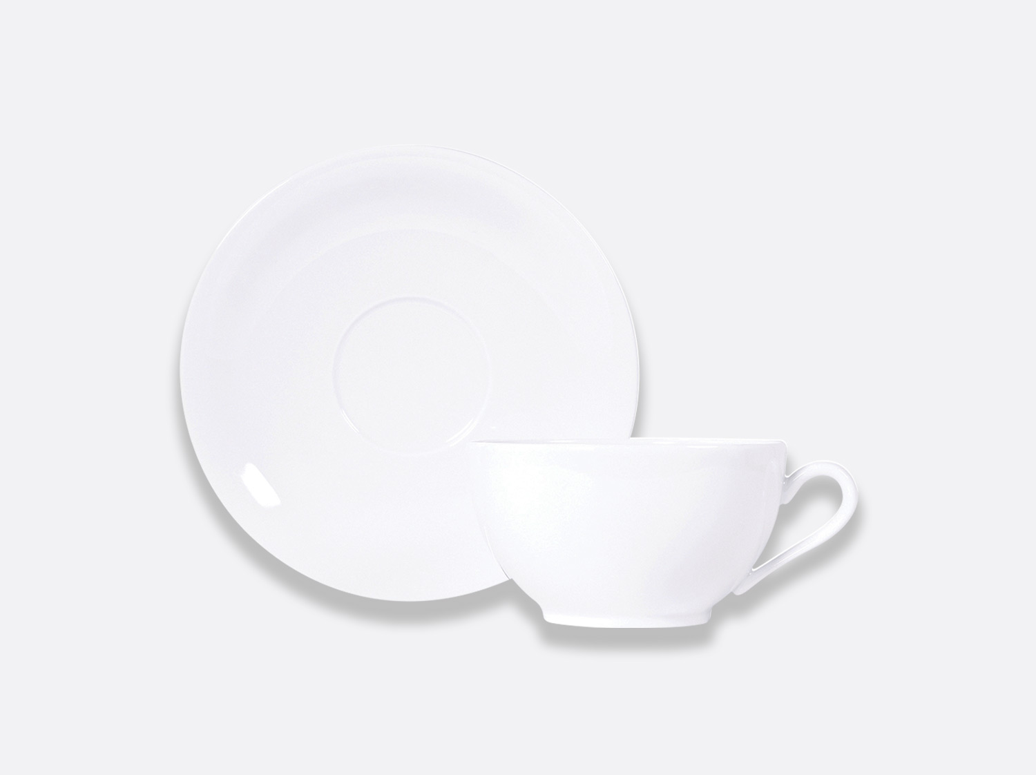 Tasse et soucoupe déjeuner 25 cl en porcelaine de la collection BOULE BLANC Bernardaud