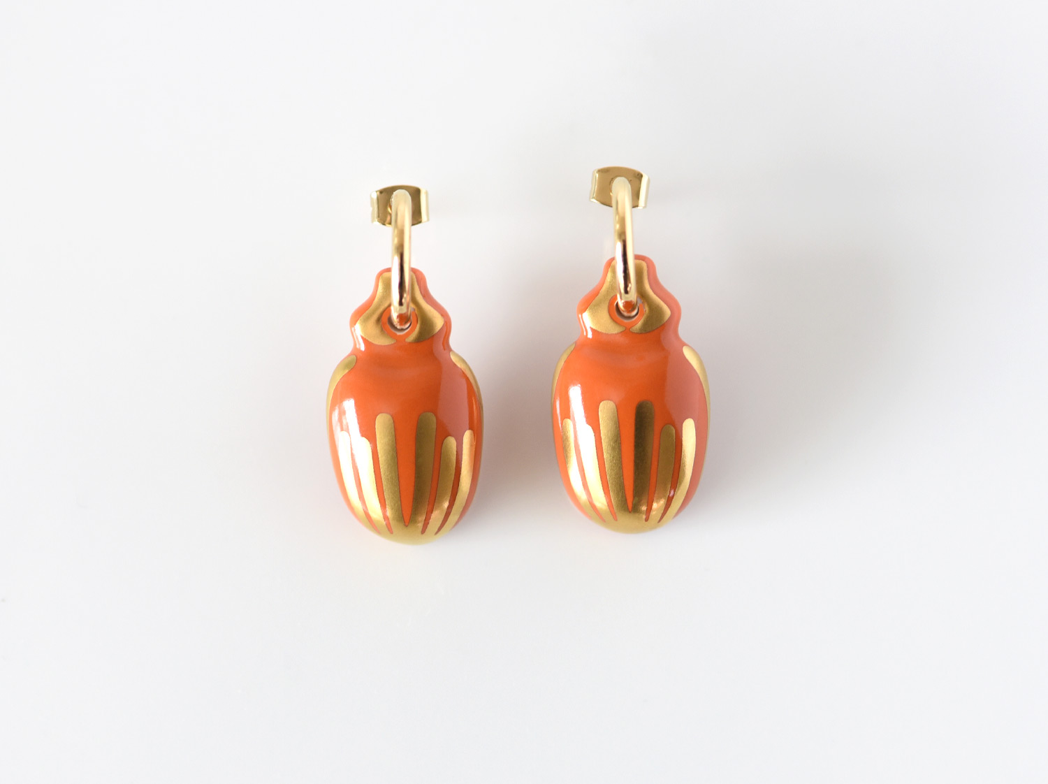 Boucles d'oreilles Scarabée Orange et Or en porcelaine de la collection SCARABEE ORANGE OR Bernardaud
