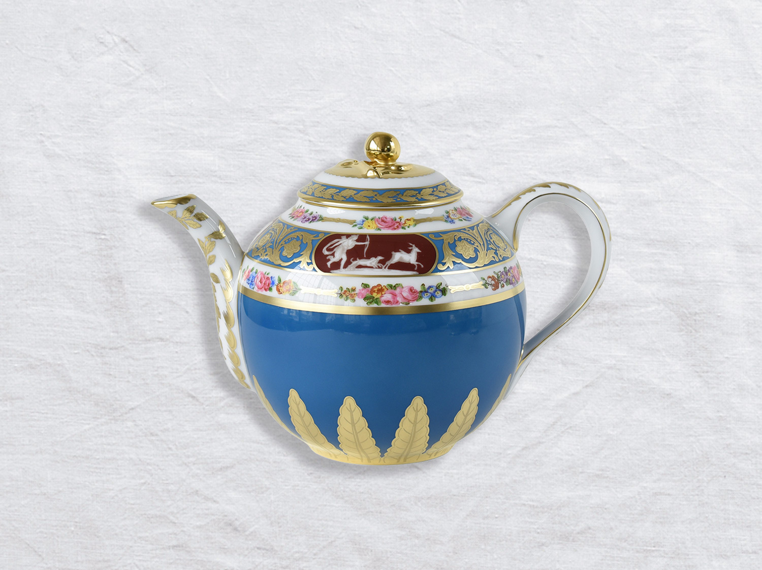 China Tea pot 47.5 oz of the collection Catherine II | Bernardaud