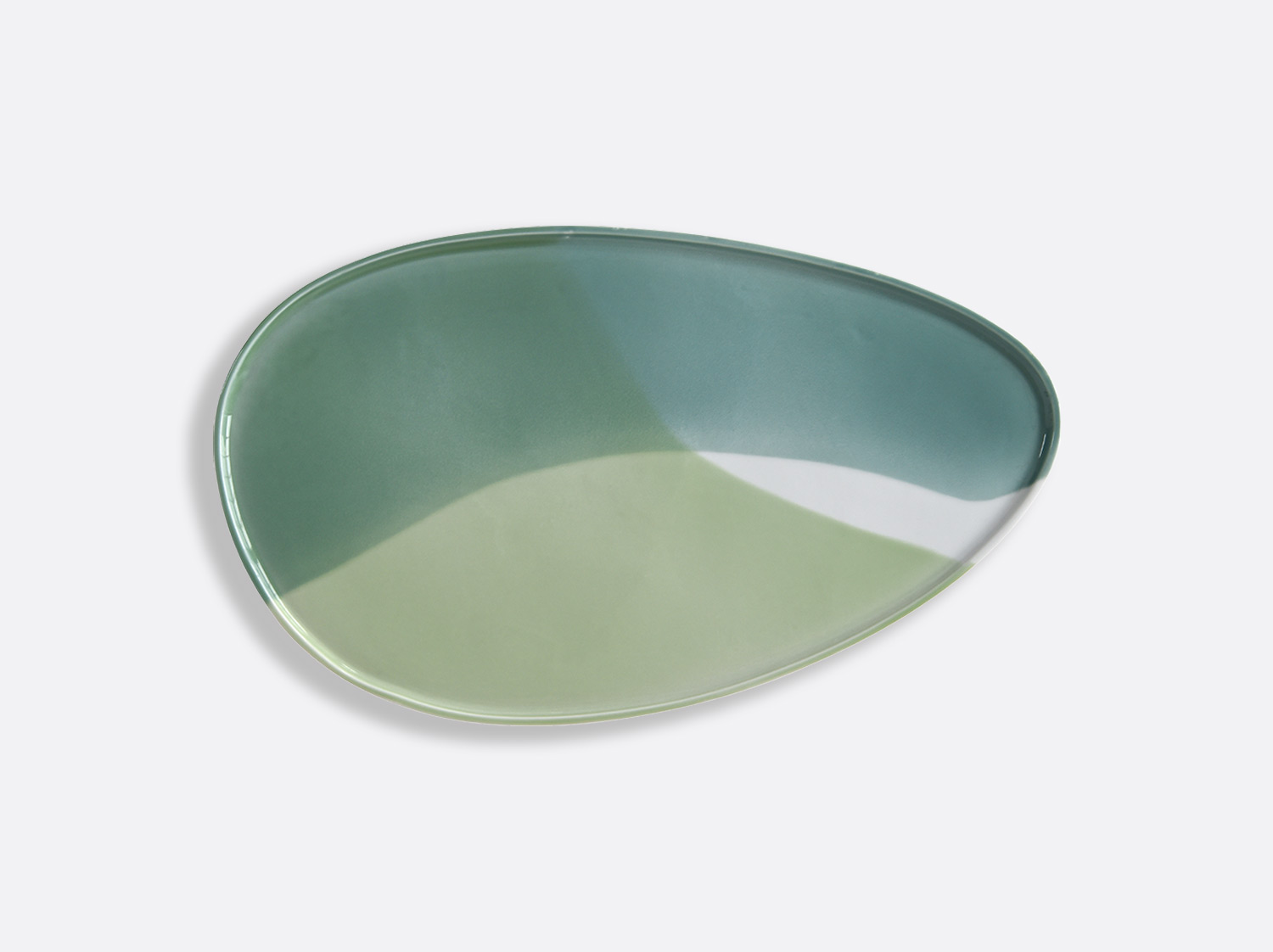 Plateau T1 bleu et vert en porcelaine de la collection Ombres - Sarah-Linda Forrer Bernardaud