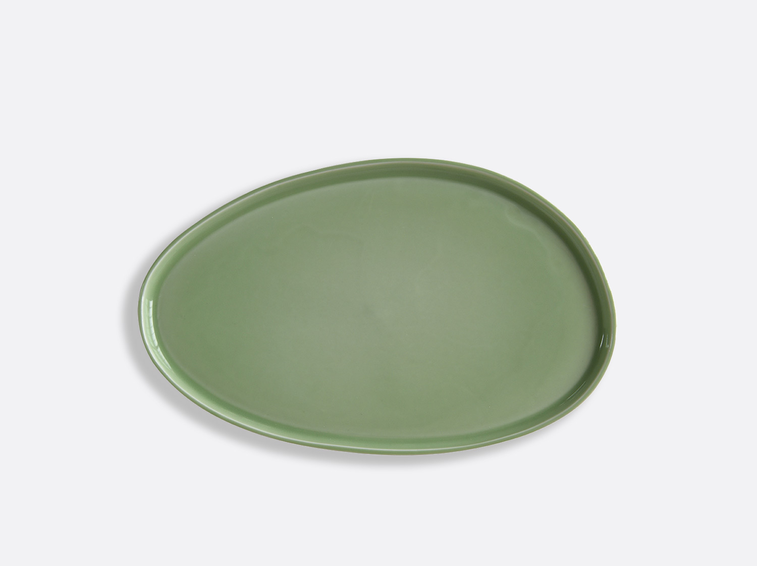 Plateau T3 vert en porcelaine de la collection Ombres - Sarah-Linda Forrer Bernardaud