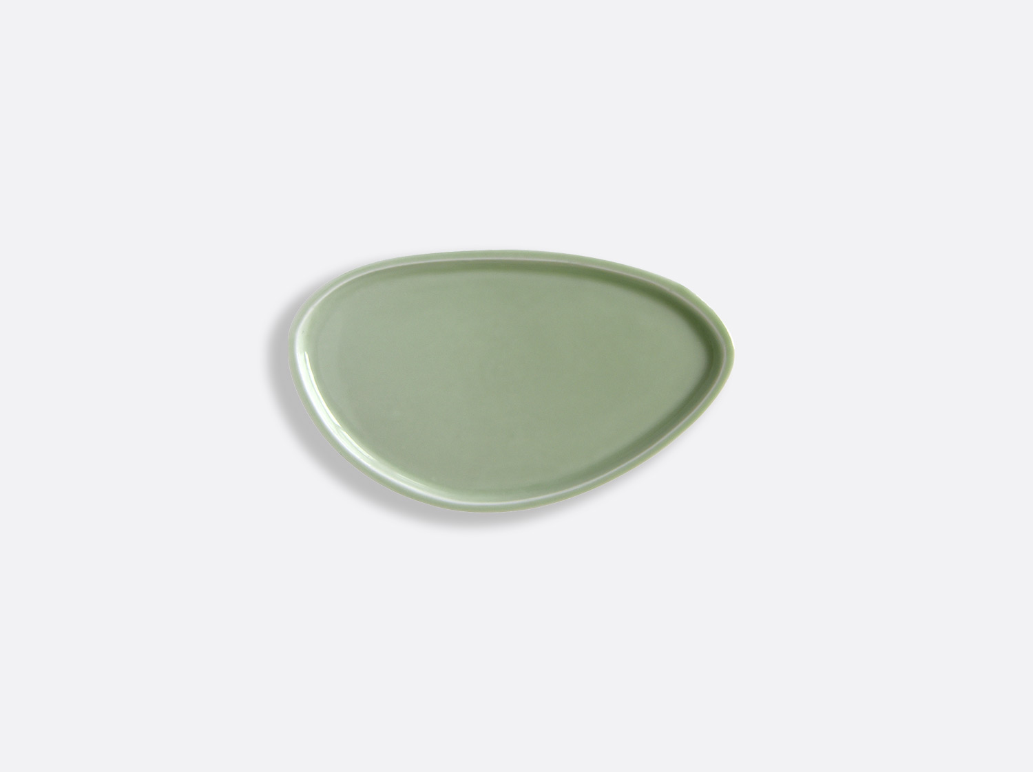 Plateau T5 vert en porcelaine de la collection Ombres - Sarah-Linda Forrer Bernardaud