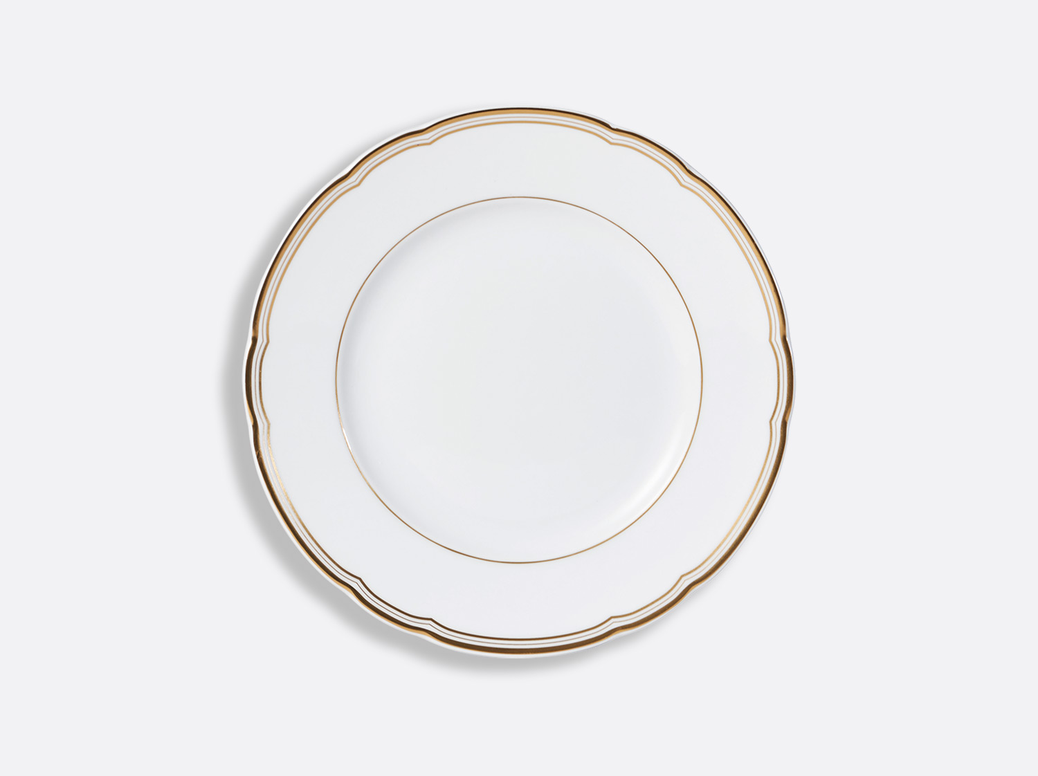 Assiette à dessert 21 cm en porcelaine de la collection Pompadour Bernardaud