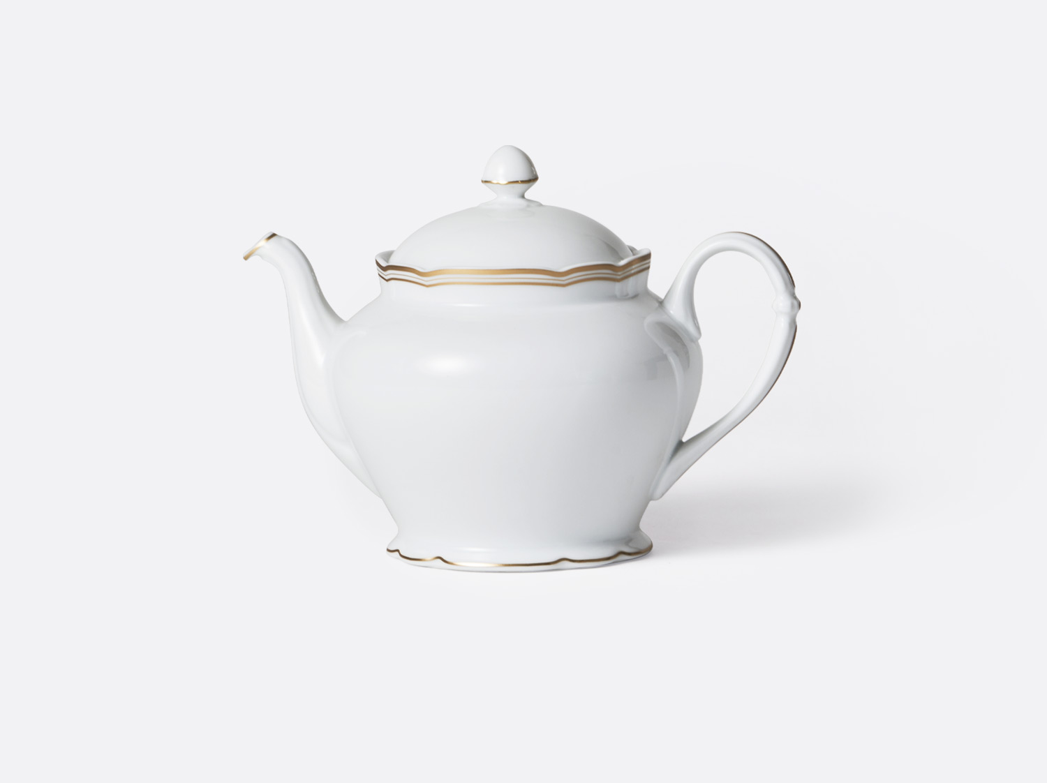 China Teapot 75 cl of the collection Pompadour | Bernardaud