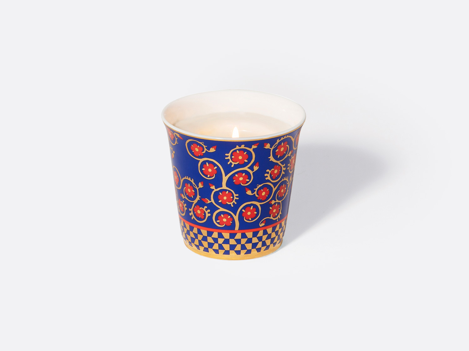 Pot 9 cm + bougie parfumée 200g en porcelaine de la collection Cimiez Bernardaud