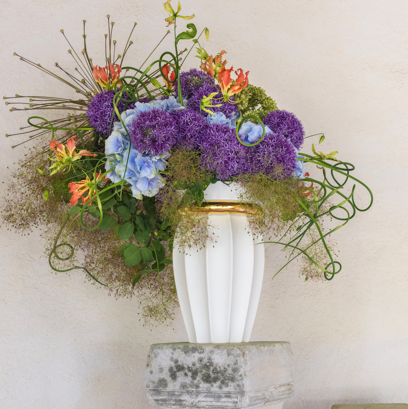 09/04/2026 à 18h | Paris | Atelier Floral en porcelaine de la collection DIVERS FB00 Bernardaud